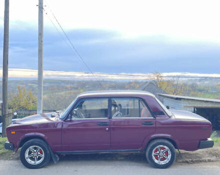 ВАЗ 2107 2004 у Хотине на Automoto.ua Червоний ВАЗ 2107, об'ємом двигуна 1.5 л та пробігом 30 тис. км за 1300 $, фото 5 на Automoto.ua