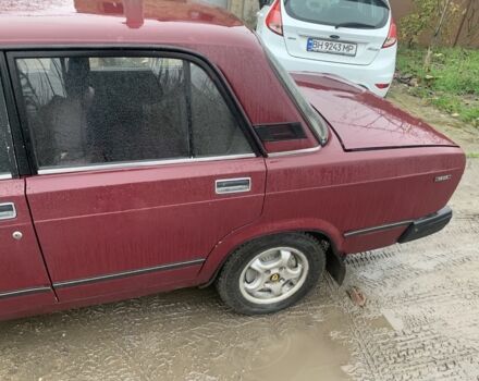 Красный ВАЗ 2107, объемом двигателя 1.6 л и пробегом 50 тыс. км за 650 $, фото 4 на Automoto.ua