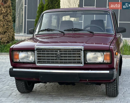 ВАЗ 2107 2004 в Виннице на Automoto.ua Красный ВАЗ 2107, объемом двигателя 1.5 л и пробегом 77 тыс. км за 2450 $, фото 6 на Automoto.ua