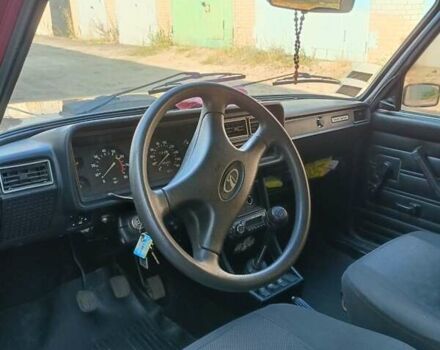 Красный ВАЗ 2107, объемом двигателя 1.45 л и пробегом 92 тыс. км за 2000 $, фото 3 на Automoto.ua