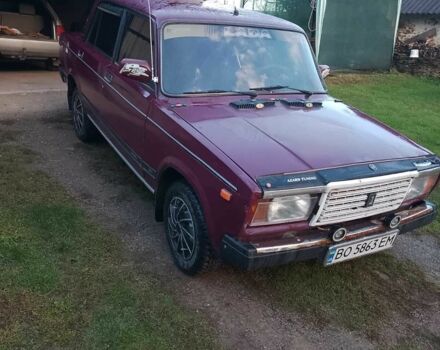 ВАЗ 2107 2004 в Бучаче на Automoto.ua Красный ВАЗ 2107, объемом двигателя 1.5 л и пробегом 65 тыс. км за 480 $, фото 1 на Automoto.ua