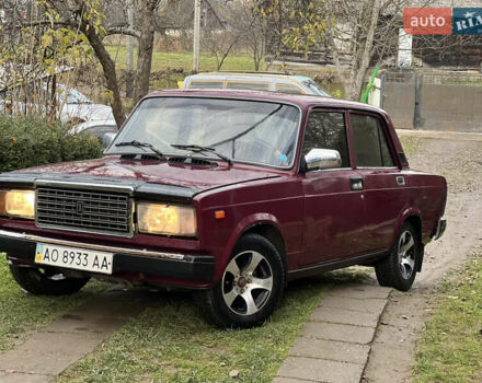 Красный ВАЗ 2107, объемом двигателя 1.5 л и пробегом 90 тыс. км за 1100 $, фото 2 на Automoto.ua