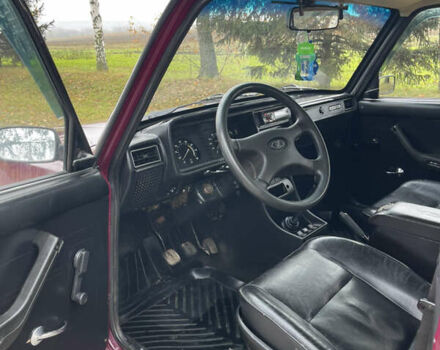 Червоний ВАЗ 2107, об'ємом двигуна 1.5 л та пробігом 31 тис. км за 2000 $, фото 7 на Automoto.ua