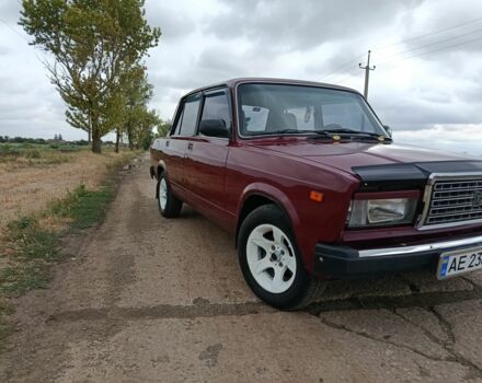 Красный ВАЗ 2107, объемом двигателя 1.5 л и пробегом 170 тыс. км за 1700 $, фото 2 на Automoto.ua