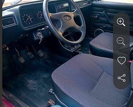 Красный ВАЗ 2107, объемом двигателя 1.5 л и пробегом 149 тыс. км за 990 $, фото 1 на Automoto.ua