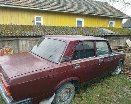 Красный ВАЗ 2107, объемом двигателя 0 л и пробегом 100 тыс. км за 600 $, фото 1 на Automoto.ua