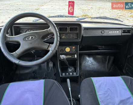 ВАЗ 2107 2005 в Каменце-Подольском на Automoto.ua Красный ВАЗ 2107, объемом двигателя 1.5 л и пробегом 140 тыс. км за 1600 $, фото 5 на Automoto.ua