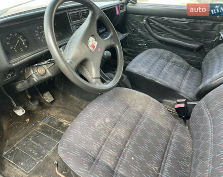 Красный ВАЗ 2107, объемом двигателя 1.5 л и пробегом 264 тыс. км за 300 $, фото 7 на Automoto.ua