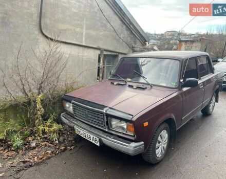 Красный ВАЗ 2107, объемом двигателя 1.5 л и пробегом 71 тыс. км за 1200 $, фото 6 на Automoto.ua