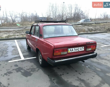ВАЗ 2107 2005 в Киеве на Automoto.ua Красный ВАЗ 2107, объемом двигателя 1.5 л и пробегом 113 тыс. км за 1950 $, фото 3 на Automoto.ua