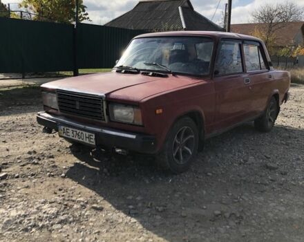 Красный ВАЗ 2107, объемом двигателя 1.5 л и пробегом 3 тыс. км за 739 $, фото 1 на Automoto.ua
