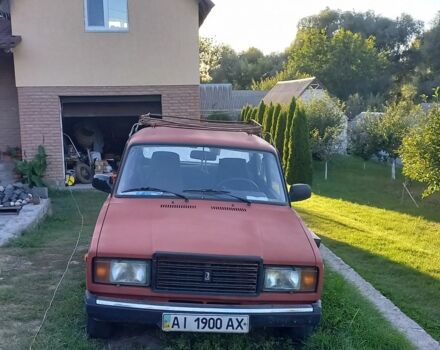 Красный ВАЗ 2107, объемом двигателя 1.5 л и пробегом 194 тыс. км за 950 $, фото 1 на Automoto.ua