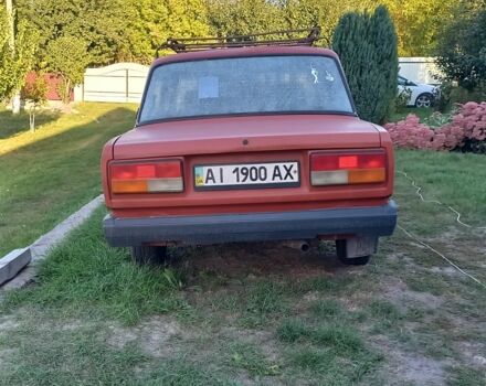 Красный ВАЗ 2107, объемом двигателя 1.5 л и пробегом 194 тыс. км за 950 $, фото 2 на Automoto.ua