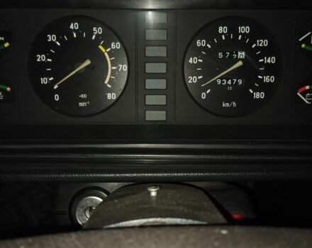 Красный ВАЗ 2107, объемом двигателя 1.5 л и пробегом 93 тыс. км за 1549 $, фото 4 на Automoto.ua