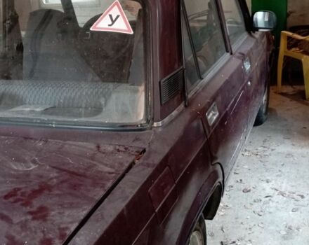 ВАЗ 2107 2005 в Ужгороде на Automoto.ua Красный ВАЗ 2107, объемом двигателя 1.5 л и пробегом 65 тыс. км за 350 $, фото 2 на Automoto.ua