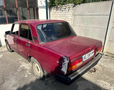 Красный ВАЗ 2107, объемом двигателя 1.5 л и пробегом 200 тыс. км за 750 $, фото 3 на Automoto.ua