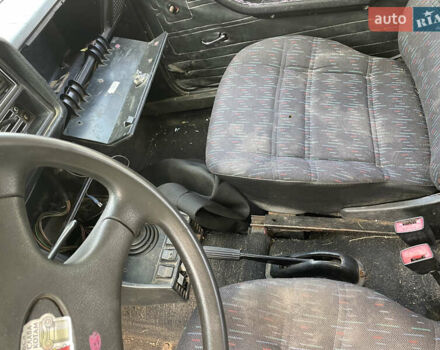 Красный ВАЗ 2107, объемом двигателя 1.5 л и пробегом 264 тыс. км за 300 $, фото 9 на Automoto.ua