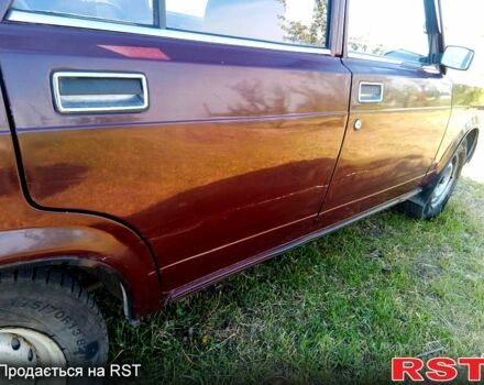 Красный ВАЗ 2107, объемом двигателя 1.5 л и пробегом 288 тыс. км за 1560 $, фото 5 на Automoto.ua