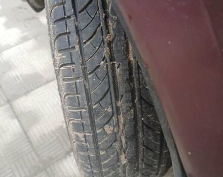 Красный ВАЗ 2107, объемом двигателя 1.5 л и пробегом 130 тыс. км за 1400 $, фото 4 на Automoto.ua