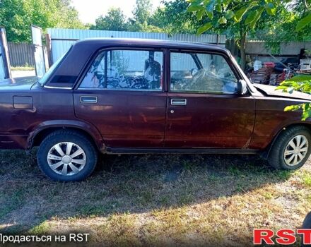 Красный ВАЗ 2107, объемом двигателя 1.5 л и пробегом 55 тыс. км за 900 $, фото 1 на Automoto.ua