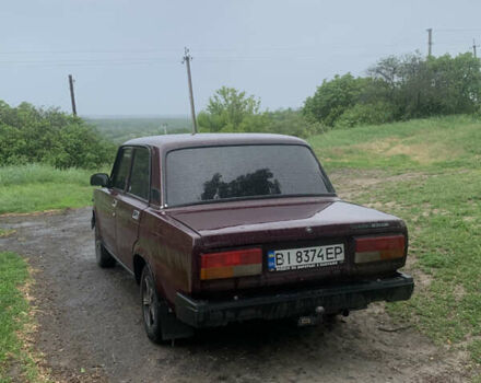 Красный ВАЗ 2107, объемом двигателя 1.5 л и пробегом 117 тыс. км за 1700 $, фото 4 на Automoto.ua