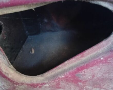 Красный ВАЗ 2107, объемом двигателя 1.5 л и пробегом 137 тыс. км за 1052 $, фото 5 на Automoto.ua