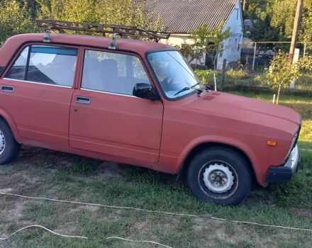 Красный ВАЗ 2107, объемом двигателя 1.5 л и пробегом 194 тыс. км за 950 $, фото 3 на Automoto.ua