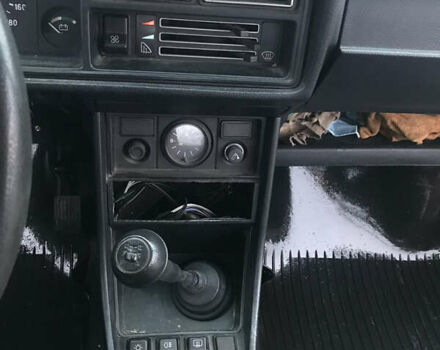 ВАЗ 2107 2005 в Киеве на Automoto.ua Красный ВАЗ 2107, объемом двигателя 1.5 л и пробегом 113 тыс. км за 1950 $, фото 9 на Automoto.ua