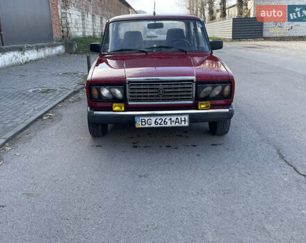 Красный ВАЗ 2107, объемом двигателя 1.5 л и пробегом 84 тыс. км за 1500 $, фото 2 на Automoto.ua