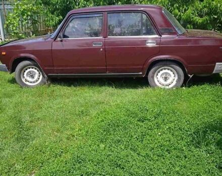 Красный ВАЗ 2107, объемом двигателя 1.5 л и пробегом 50 тыс. км за 1900 $, фото 1 на Automoto.ua