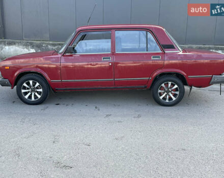 Красный ВАЗ 2107, объемом двигателя 1.5 л и пробегом 84 тыс. км за 1500 $, фото 4 на Automoto.ua