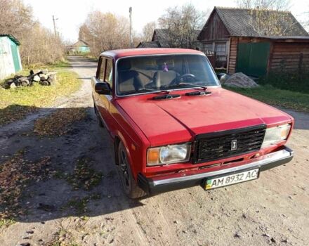 Красный ВАЗ 2107, объемом двигателя 1.5 л и пробегом 500 тыс. км за 1300 $, фото 1 на Automoto.ua