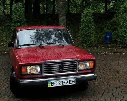 Красный ВАЗ 2107, объемом двигателя 1.5 л и пробегом 200 тыс. км за 650 $, фото 5 на Automoto.ua