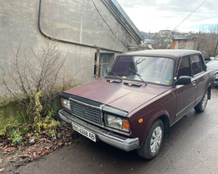 Красный ВАЗ 2107, объемом двигателя 1.5 л и пробегом 71 тыс. км за 1200 $, фото 3 на Automoto.ua