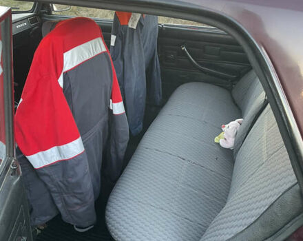 Червоний ВАЗ 2107, об'ємом двигуна 1.5 л та пробігом 80 тис. км за 1314 $, фото 3 на Automoto.ua