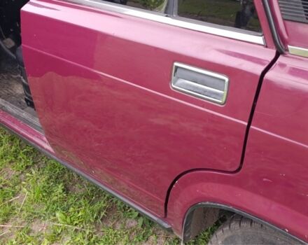 Красный ВАЗ 2107, объемом двигателя 1.5 л и пробегом 87 тыс. км за 1426 $, фото 4 на Automoto.ua