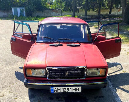 ВАЗ 2107 2005 в Радомышле на Automoto.ua Красный ВАЗ 2107, объемом двигателя 1.5 л и пробегом 71 тыс. км за 900 $, фото 3 на Automoto.ua