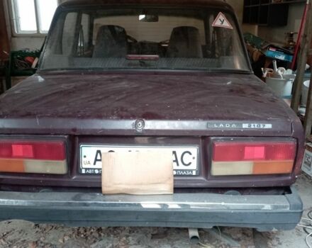 ВАЗ 2107 2005 в Ужгороде на Automoto.ua Красный ВАЗ 2107, объемом двигателя 1.5 л и пробегом 65 тыс. км за 350 $, фото 5 на Automoto.ua