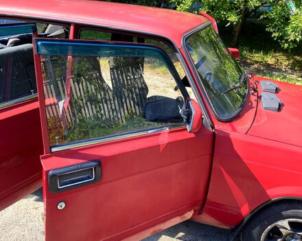 ВАЗ 2107 2005 в Радомышле на Automoto.ua Красный ВАЗ 2107, объемом двигателя 1.5 л и пробегом 71 тыс. км за 900 $, фото 5 на Automoto.ua