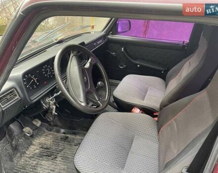 Красный ВАЗ 2107, объемом двигателя 1.5 л и пробегом 71 тыс. км за 1200 $, фото 4 на Automoto.ua