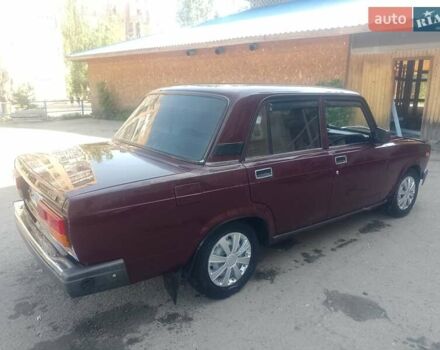 Красный ВАЗ 2107, объемом двигателя 1.45 л и пробегом 42 тыс. км за 1555 $, фото 3 на Automoto.ua