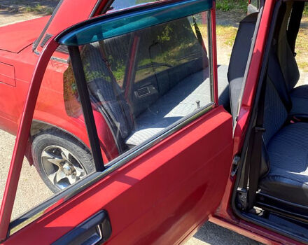 ВАЗ 2107 2005 в Радомышле на Automoto.ua Красный ВАЗ 2107, объемом двигателя 1.5 л и пробегом 71 тыс. км за 900 $, фото 4 на Automoto.ua