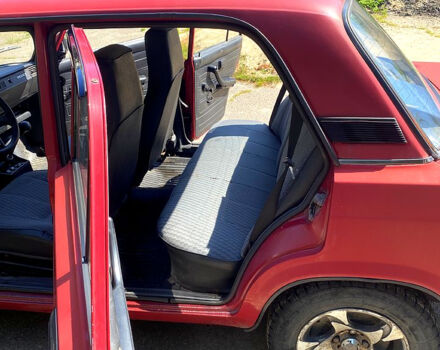 ВАЗ 2107 2005 в Радомышле на Automoto.ua Красный ВАЗ 2107, объемом двигателя 1.5 л и пробегом 71 тыс. км за 900 $, фото 7 на Automoto.ua