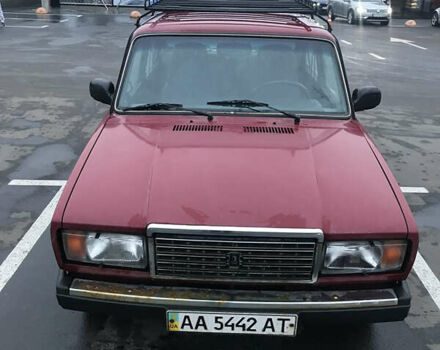ВАЗ 2107 2005 в Киеве на Automoto.ua Красный ВАЗ 2107, объемом двигателя 1.5 л и пробегом 113 тыс. км за 1950 $, фото 1 на Automoto.ua