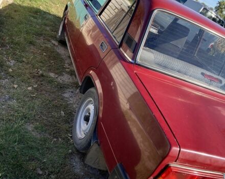 Красный ВАЗ 2107, объемом двигателя 1.5 л и пробегом 770 тыс. км за 1408 $, фото 2 на Automoto.ua