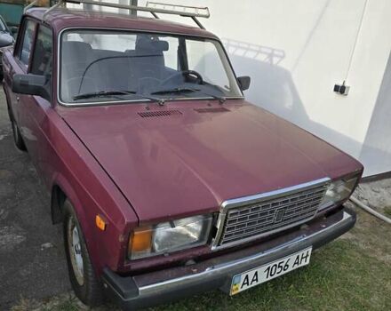 Красный ВАЗ 2107, объемом двигателя 1.5 л и пробегом 734 тыс. км за 1100 $, фото 2 на Automoto.ua