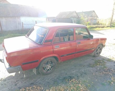 Красный ВАЗ 2107, объемом двигателя 1.5 л и пробегом 500 тыс. км за 1300 $, фото 5 на Automoto.ua