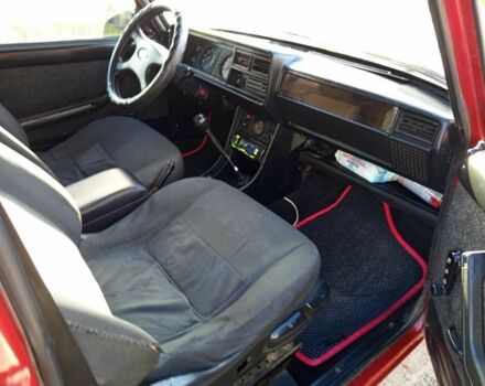 Красный ВАЗ 2107, объемом двигателя 1.5 л и пробегом 500 тыс. км за 1300 $, фото 6 на Automoto.ua