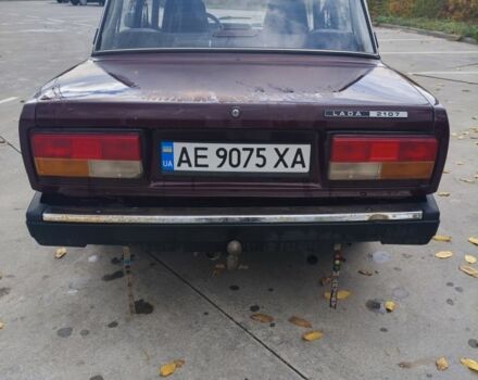 Красный ВАЗ 2107, объемом двигателя 1.5 л и пробегом 45 тыс. км за 1551 $, фото 3 на Automoto.ua