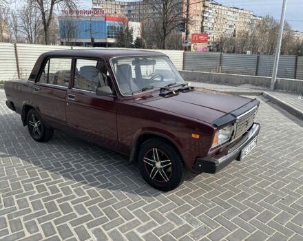 Красный ВАЗ 2107, объемом двигателя 1.5 л и пробегом 165 тыс. км за 1650 $, фото 2 на Automoto.ua